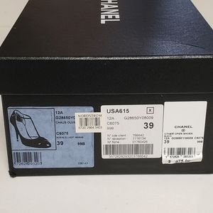 Chanel Navy Tweed Heels
